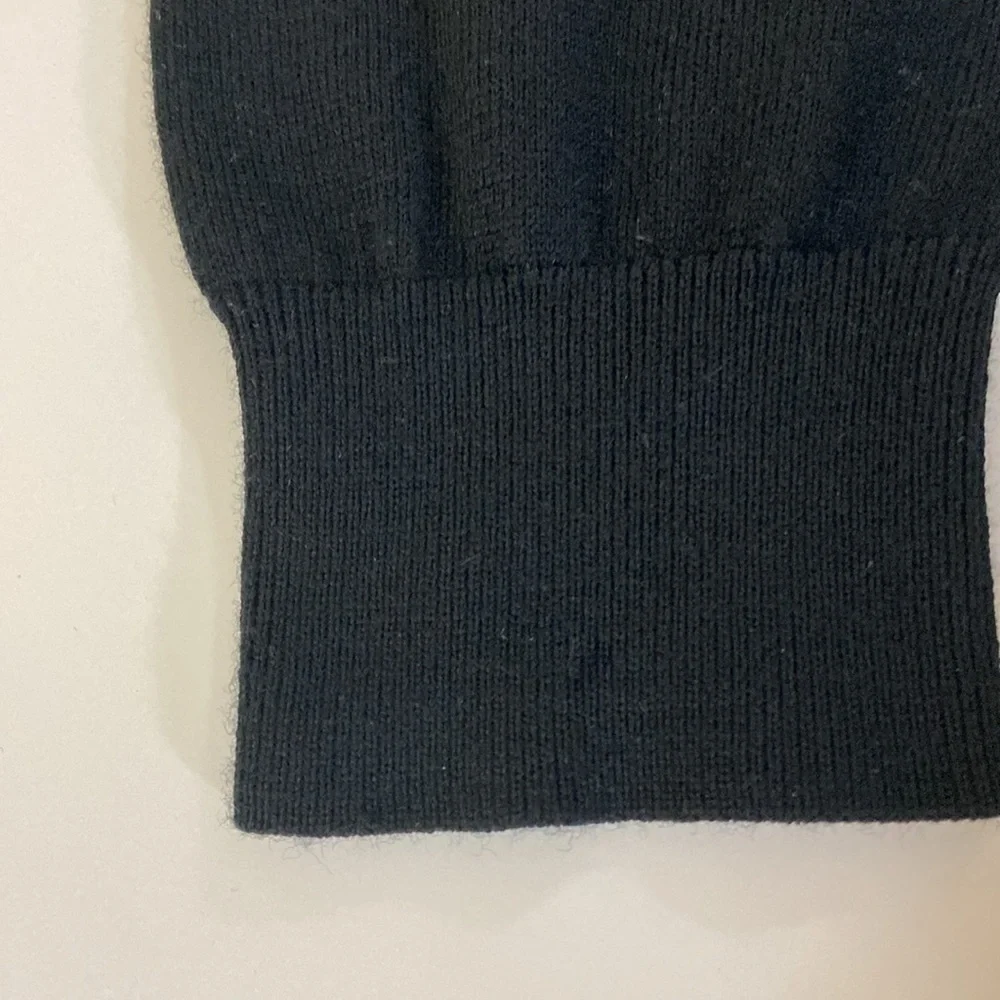 J.CREW MEN BLACK LONG SLEEVE SWEATER,